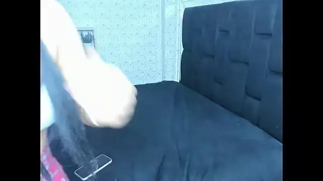 lisa_logan from StripChat is Freechat