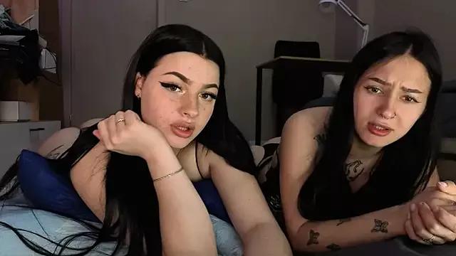 Girls free live sex cams: Check out the satisfaction of typing and cam2cam with our sensual livestreamers, who will teach you all about temptation and desires with their smoking hot physiques.