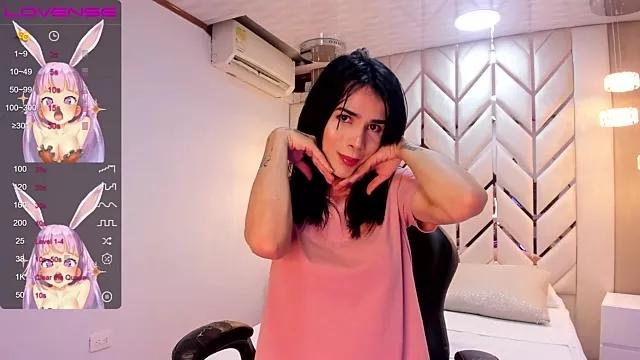 Girls free live sex cams: Check out the satisfaction of typing and cam2cam with our sensual livestreamers, who will teach you all about temptation and desires with their smoking hot physiques.
