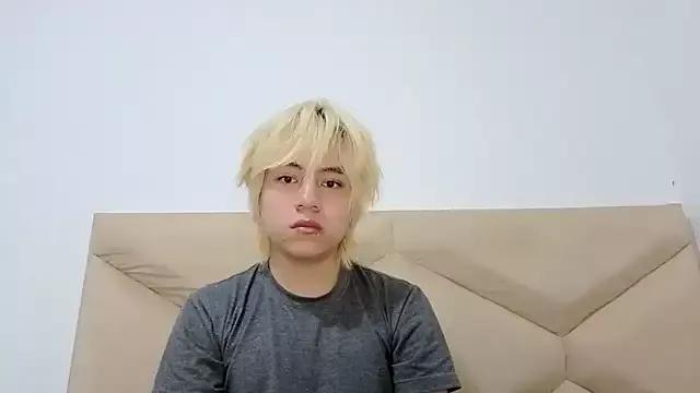 LittleKiioTatsuki from StripChat