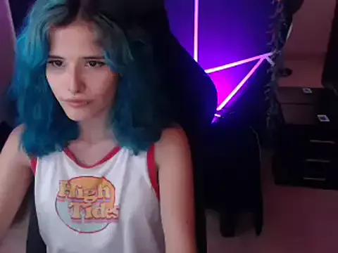 LITTLENAMI_ from StripChat is Freechat