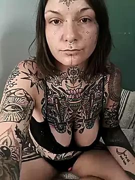 Girls free live sex cams: Check out the satisfaction of typing and cam2cam with our sensual livestreamers, who will teach you all about temptation and desires with their smoking hot physiques.