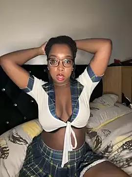 LocsGoddess from StripChat is Freechat