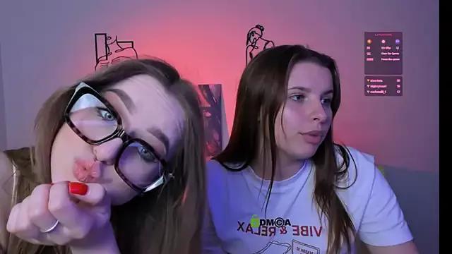 Photos of lola_swon from StripChat is Freechat
