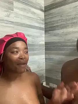 lolo444juicy from StripChat is Freechat