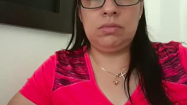 Lorena_amaranto25 from StripChat is Freechat