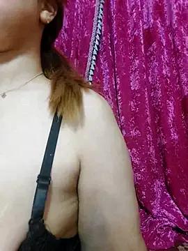Girls free live sex cams: Check out the satisfaction of typing and cam2cam with our sensual livestreamers, who will teach you all about temptation and desires with their smoking hot physiques.