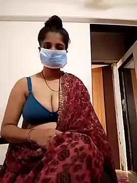 Love_Foreverr12 from StripChat is Freechat