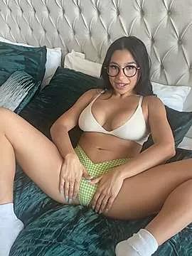 Get ready to be fully mesmerized with our bigass page. With so many popular livestreamers to select from