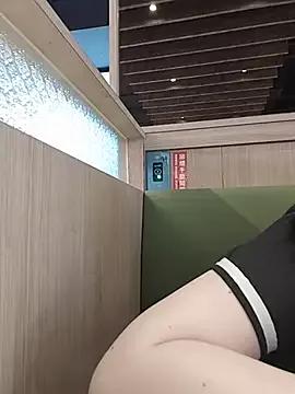 Lovelyanan from StripChat is Freechat