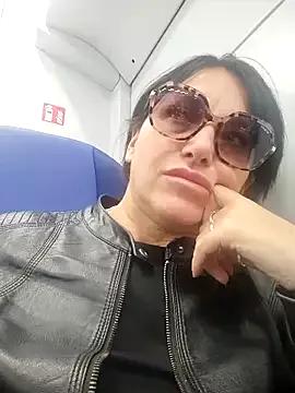 LovelyMia- from StripChat is Freechat