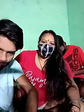 LoveOnStream from StripChat is Freechat