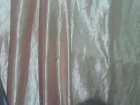 lucky_rona from StripChat is Freechat