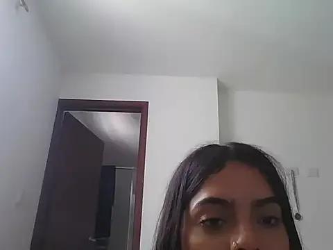 Lucy_2025 from StripChat is Freechat