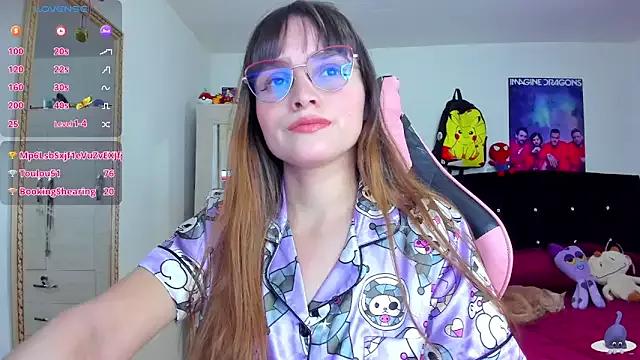 Lucyy-hess from StripChat is Freechat