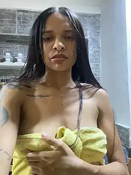 Luna025 from StripChat is Freechat