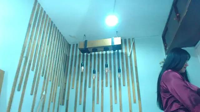 Luna_johnsonn from StripChat is Freechat