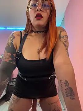 Luna_Paris_ from StripChat is Freechat