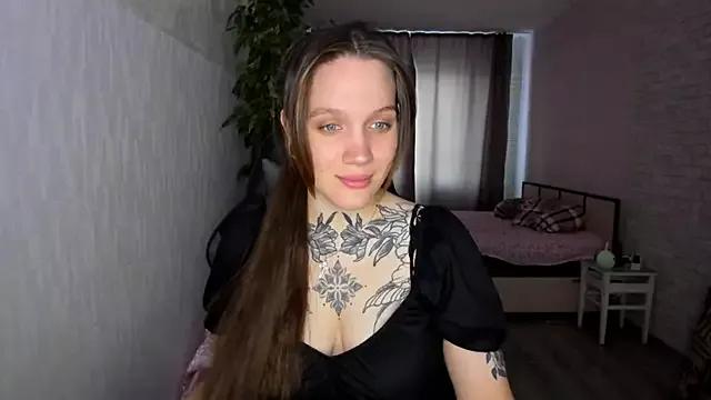 Luna_Ver from StripChat is Freechat