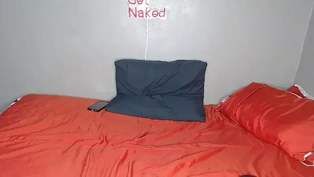 Lunalee from StripChat is Freechat