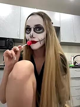 Lunalikaiya from StripChat is Freechat