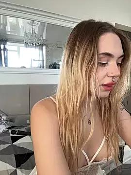 Photos of LunaMillie from StripChat is Private