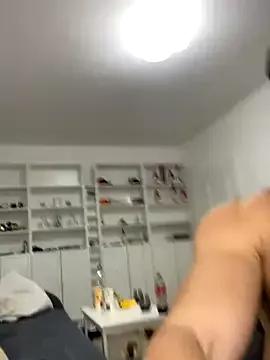 LustyMike_ from StripChat is Freechat