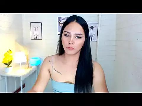 LylianaGirlx from StripChat is Freechat