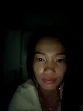 Lyly999 from StripChat is Freechat
