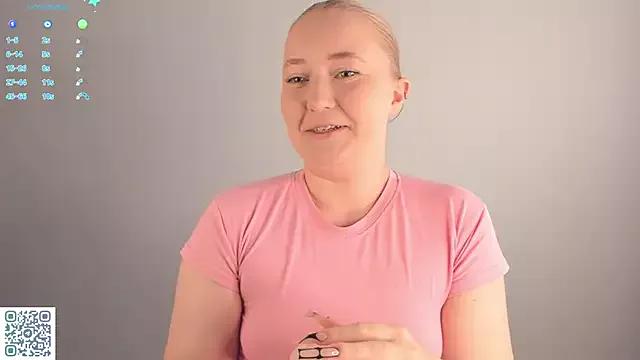 Girls free live sex cams: Check out the satisfaction of typing and cam2cam with our sensual livestreamers, who will teach you all about temptation and desires with their smoking hot physiques.
