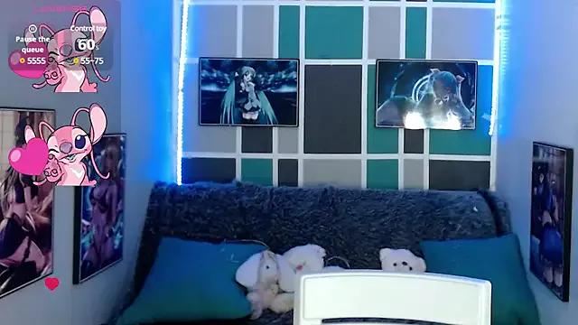 Lyra_Wilden from StripChat is Freechat