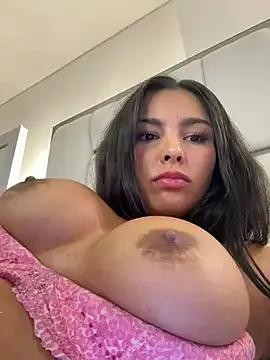 Photos of Maddy_Rouse_ from StripChat is Freechat