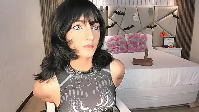 Maddy_XOXO_HOT from StripChat is Freechat