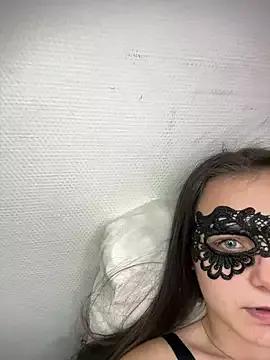Photos of Maevvaa082444 from StripChat is Freechat