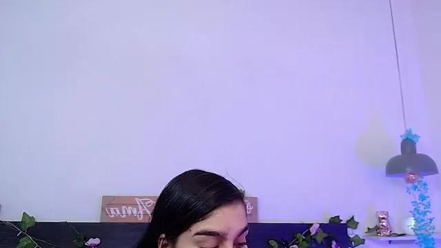 maggieandrewss2 from StripChat