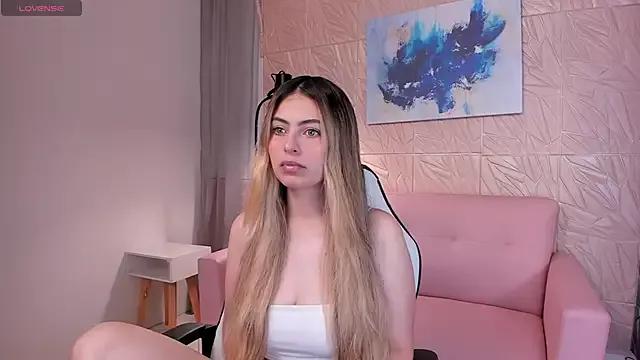 magic_fernanda from StripChat is Freechat