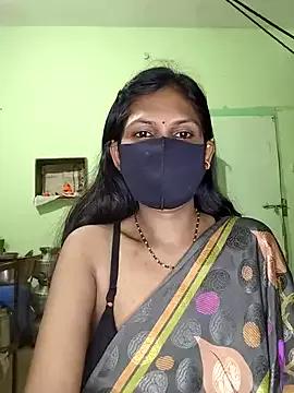 Mahi_queenx from StripChat is Freechat
