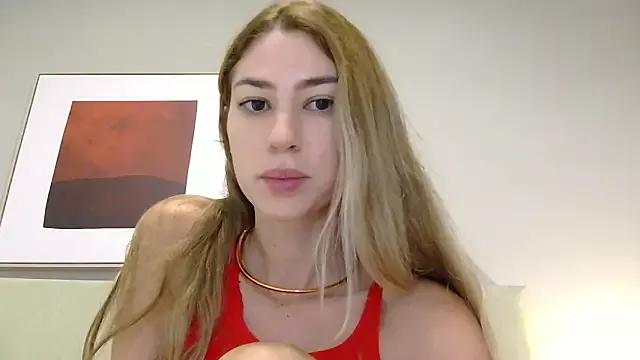 Maiaaxlovee from StripChat is Freechat