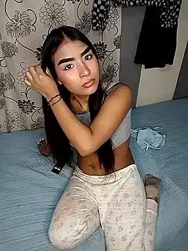 mailovess from StripChat is Freechat