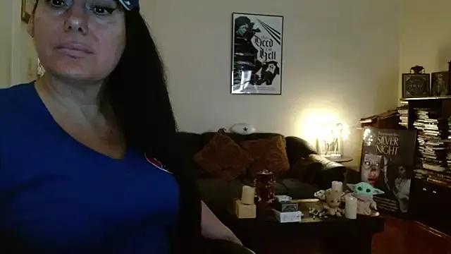 mandaloriangirls from StripChat is Freechat