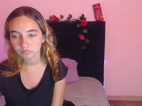 mandyy_petite from StripChat is Freechat