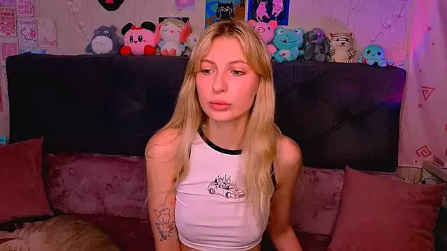 Maria_Hunt from StripChat is Freechat