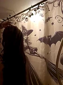 marikaynsmokeme420 from StripChat is Freechat