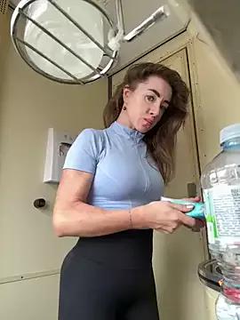 MarinaDiva11_74 from StripChat is Freechat