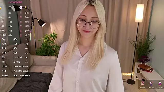 Marry_sharp from StripChat is Freechat