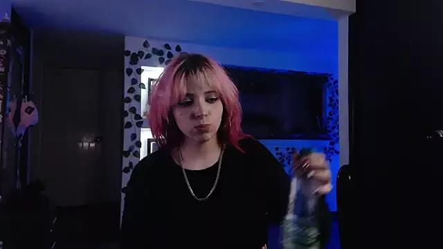 MaryJannes from StripChat is Freechat