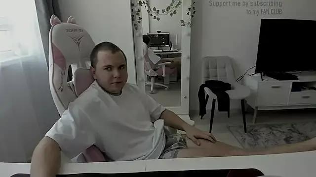 MashkaRay from StripChat is Freechat