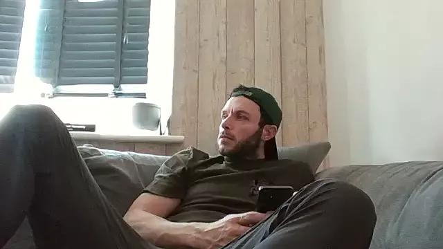 MasterJakeJohns from StripChat is Freechat