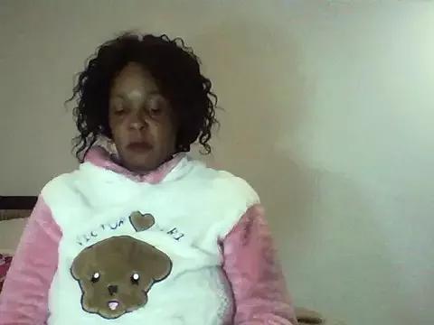 MatureSashaxx from StripChat is Freechat
