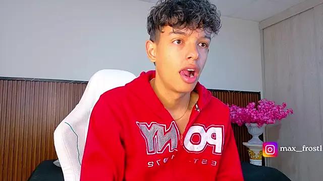 max__frost from StripChat is Freechat